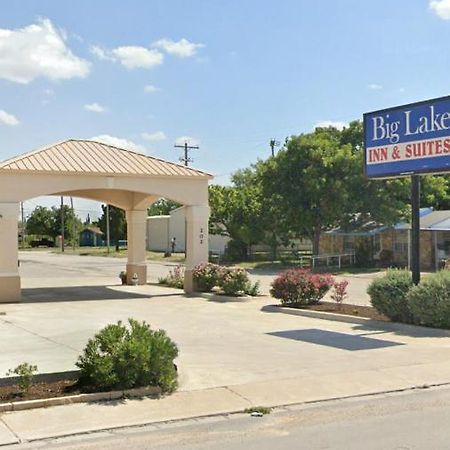 Big Lake Inn And Suites Zewnętrze zdjęcie