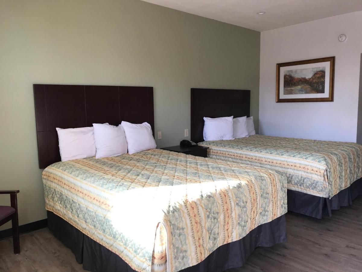 Big Lake Inn And Suites Zewnętrze zdjęcie